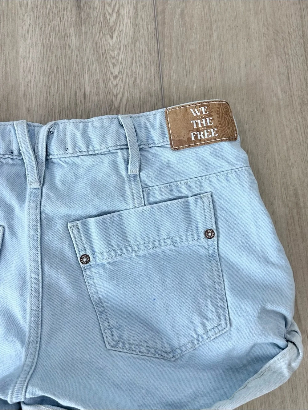 We the Free beginners luck slouch denim shorts rolled hem size 26